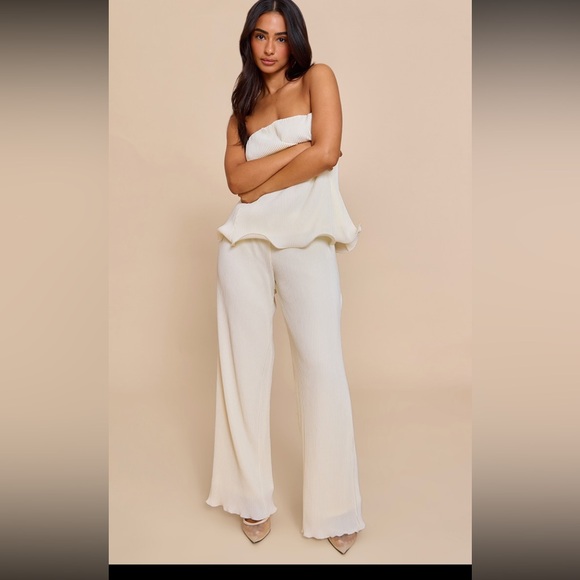PrettyLittleThing Pants - 🆕🤍Cream Plisse High Waisted Wide Leg Trousers